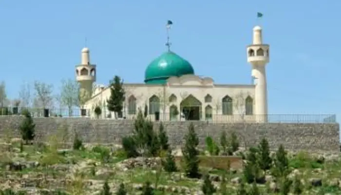 امامزاده دلاور آشخانه | ایران بوم گردی