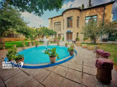 اقامتگاه بوم گردی خانه باغ ایرانی شیراز
